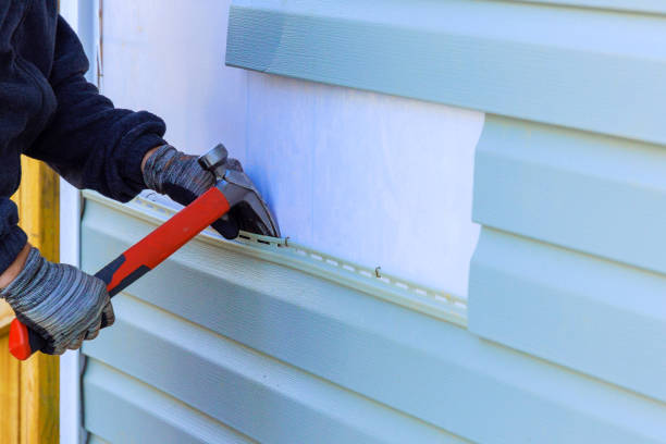 Reliable Emergency Siding Repair contractor in Babson Park, FL by Squared Siding